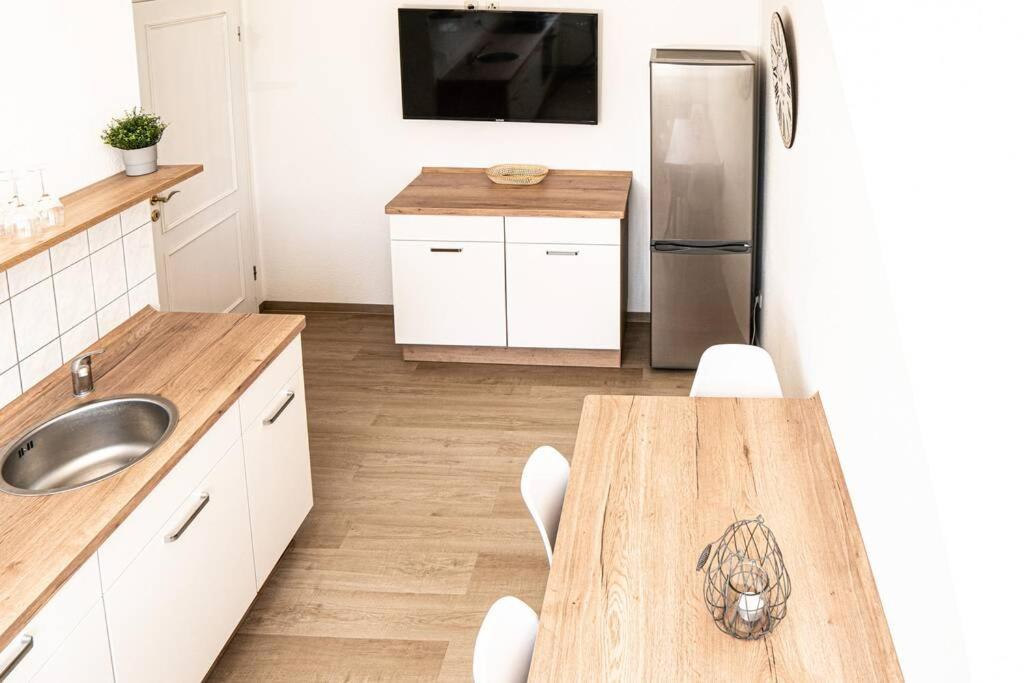 Gemuetliche Ferienwohnung Im Zentrum Von Plauen Exterior photo